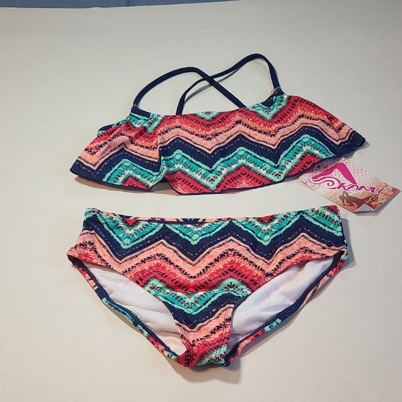Kanu Surf Girls 2 Piece Swim Set - Multicolor Zigzag Top 14 Bottom 12 NWT - Picture 1 of 11